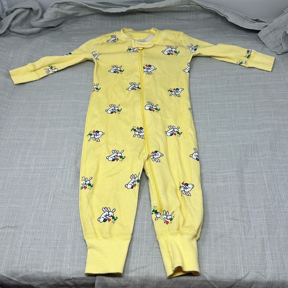 Hanna Andersson 60cm (3-6 mos) yellow snuggle bunny one-piece full zip pajamas